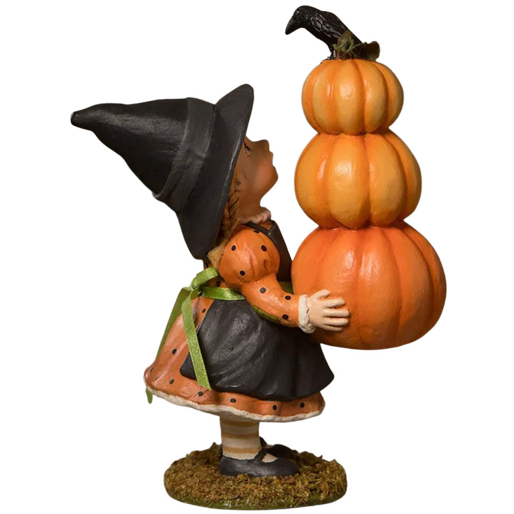 Pumpkin Patch Pippa Halloween Figurine by Bethany Lowe side