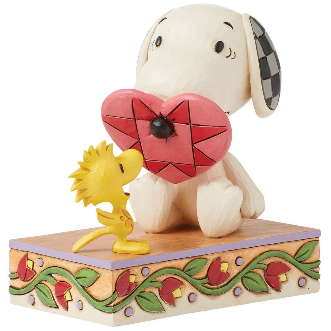 Snoopy with Nose Through Heart 4.92" front